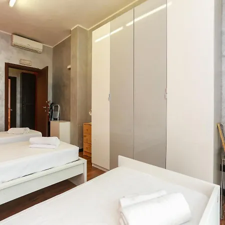 The Best Rent - Spacious Near Metro Station Gorla * 米兰