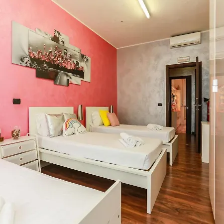 The Best Rent - Spacious Near Metro Station Gorla 公寓 *