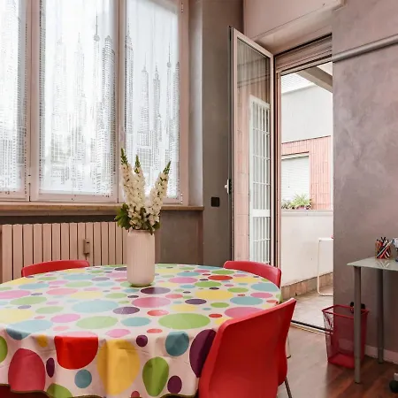 The Best Rent - Spacious Near Metro Station Gorla *