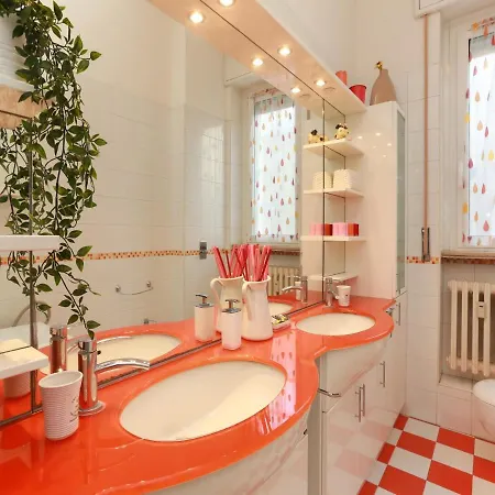 The Best Rent - Spacious Near Metro Station Gorla 公寓 *